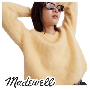 Madewell | Soft Brushed V-Neck Sweater in Heather Lemon
